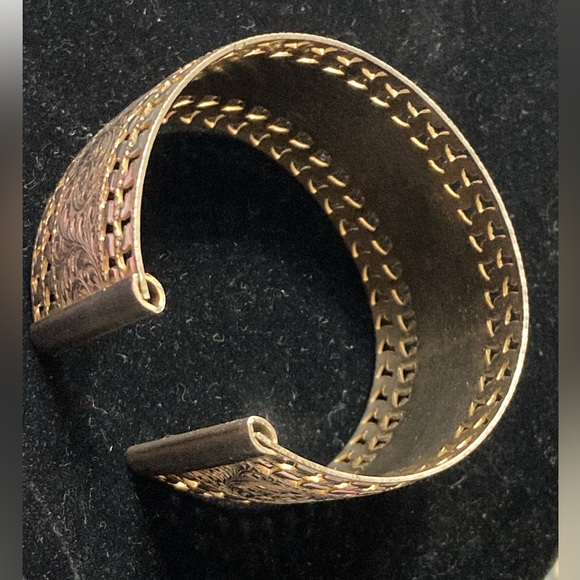 Vintage Gold Tone Cuff Etched Bracelet - Picture 6 of 11